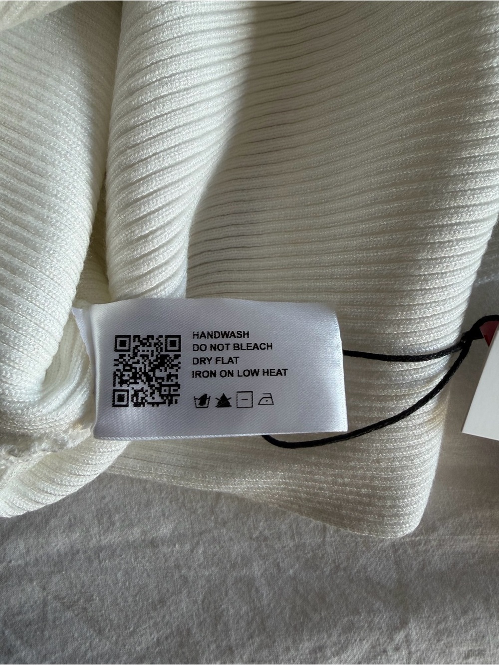 NWT Cider Turtleneck Sleeve Sweater - Picture 4 of 5